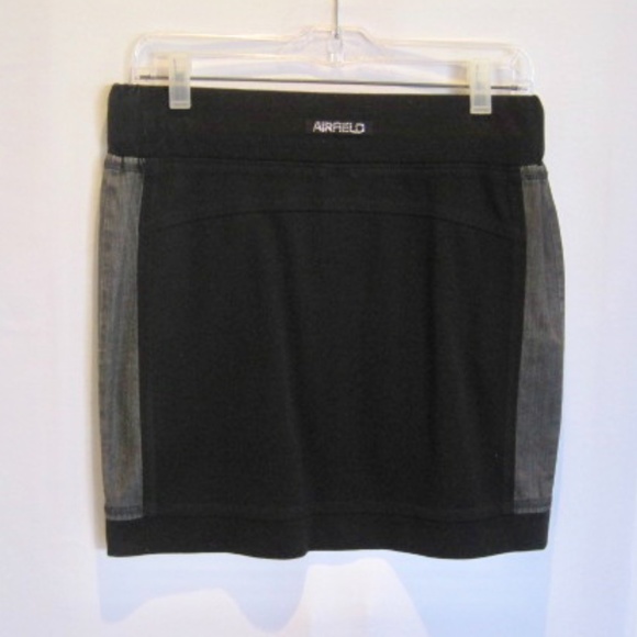 AIRFIELD Mini Skirt - Picture 2 of 8